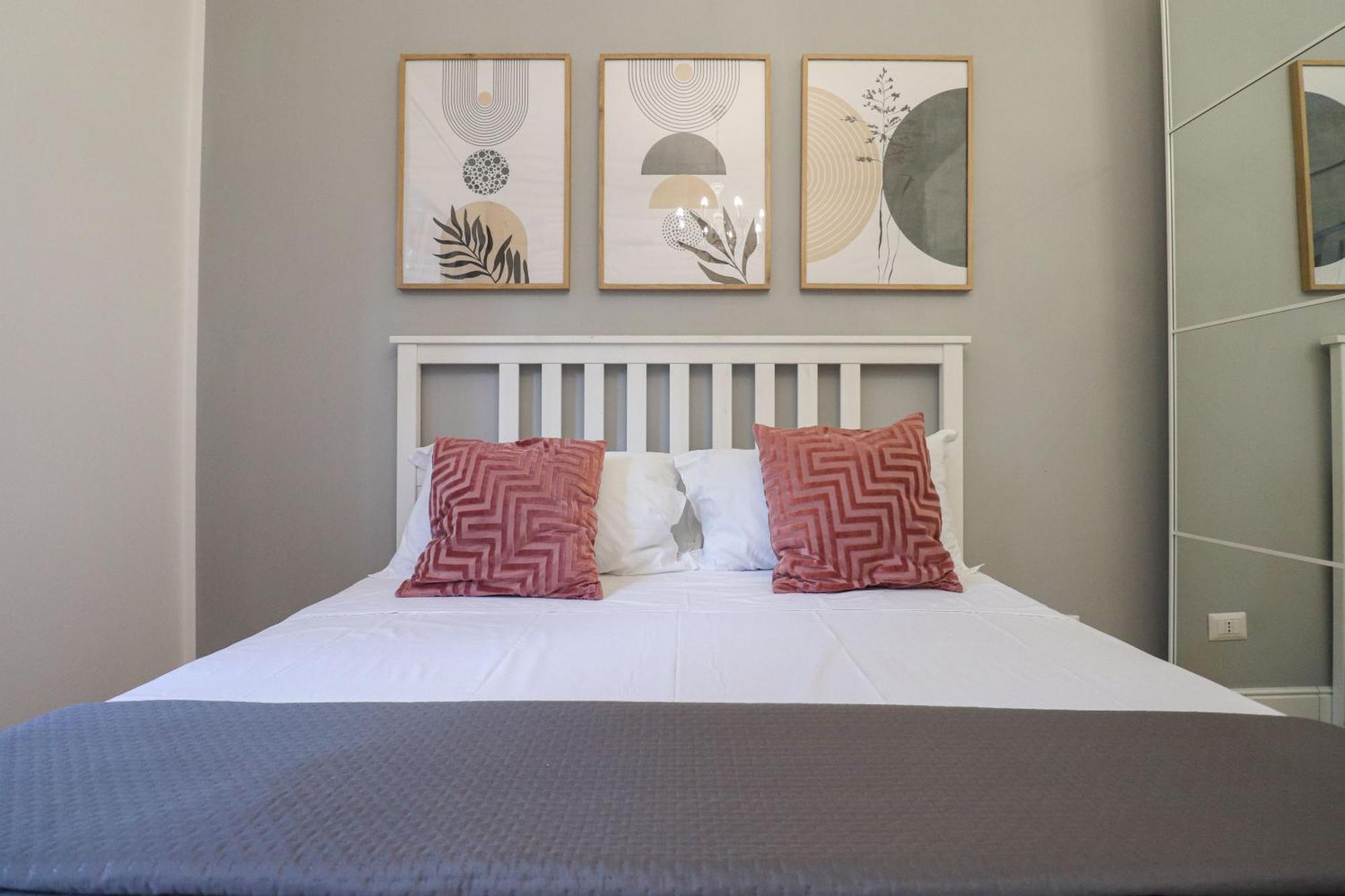 Casilina 403 Spacious 3bdr And 3 Bath *